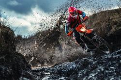 开云官网-唯一组合震撼赛场！广厦王炸打爆马刺内线，西亚卡姆无解表现再引热议