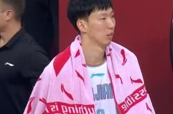 开云体育下载-半场领先！球队决心不止于此