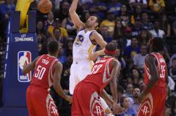 开云体育下载-DK碾压NS，Bin极限生还后反打宿敌对决全球总决赛，点燃全场激情的简单介绍