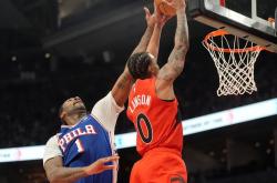 开云APP-猛龙新秀中锋崭露头角，成为球队防守利器