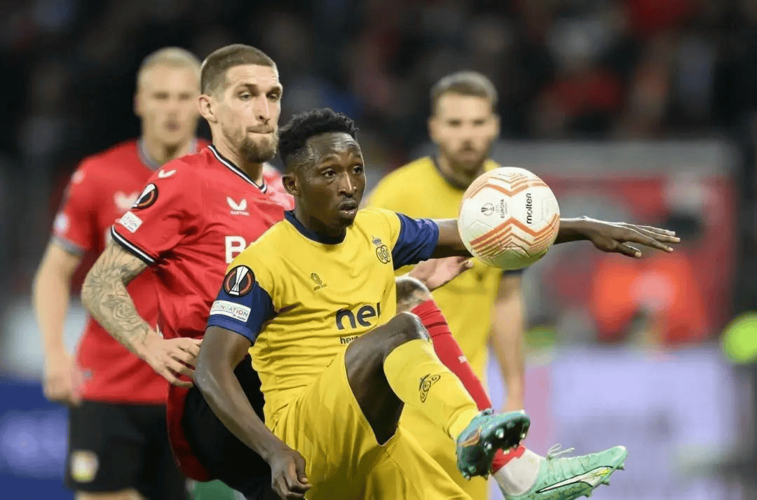 阿贾克斯取得连胜,晋级形势一片大好 阿贾克斯取得连胜,晋级形势一片大好