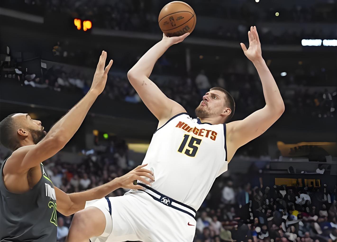 掘金连胜四场，约基奇展现全方位能力