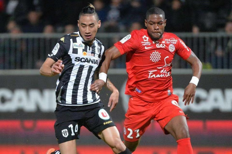 昂热客场失利,保级前景不容乐观 昂热客场失利,保级前景不容乐观