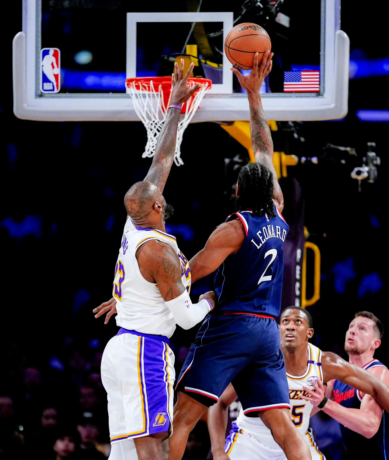 公牛惜败快船,遭遇两连败 公牛惜败快船,遭遇两连败