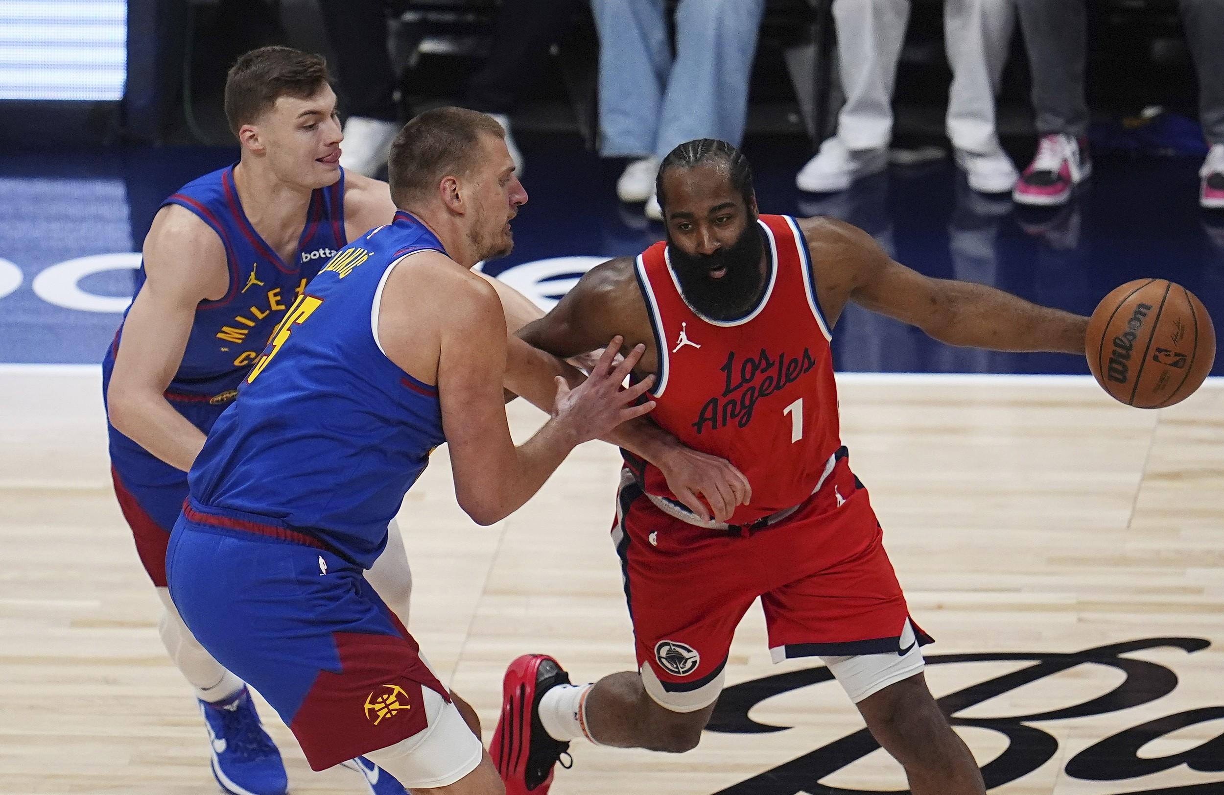 步行者队员集体伤愈归队，备战关键战役