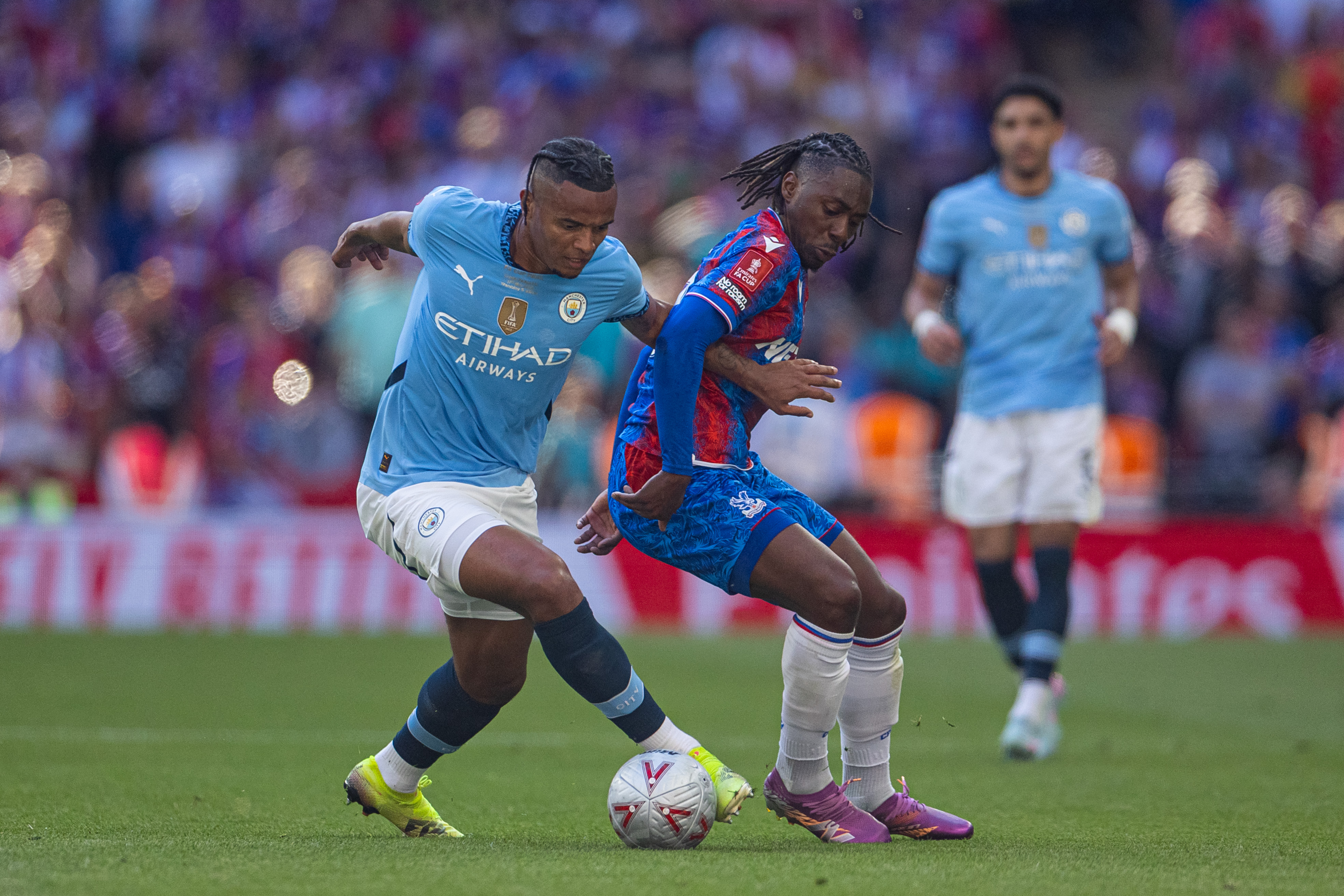 英格兰球员踢进关键一球，成功晋级半决赛的简单介绍