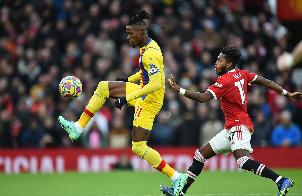 曼联主场大胜水晶宫，止住输球颓势