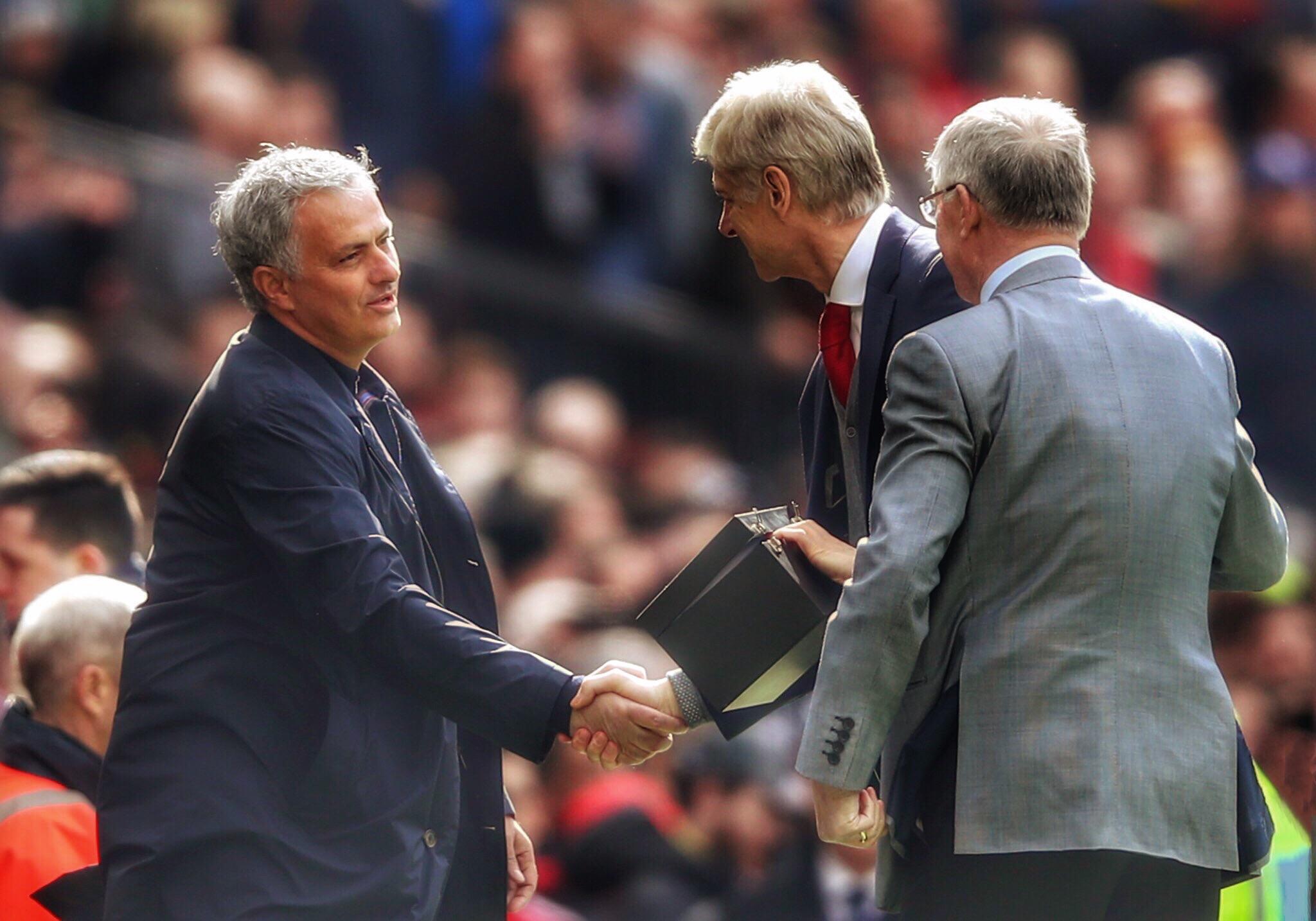 创造传奇！足球赛事再掀高潮的简单介绍