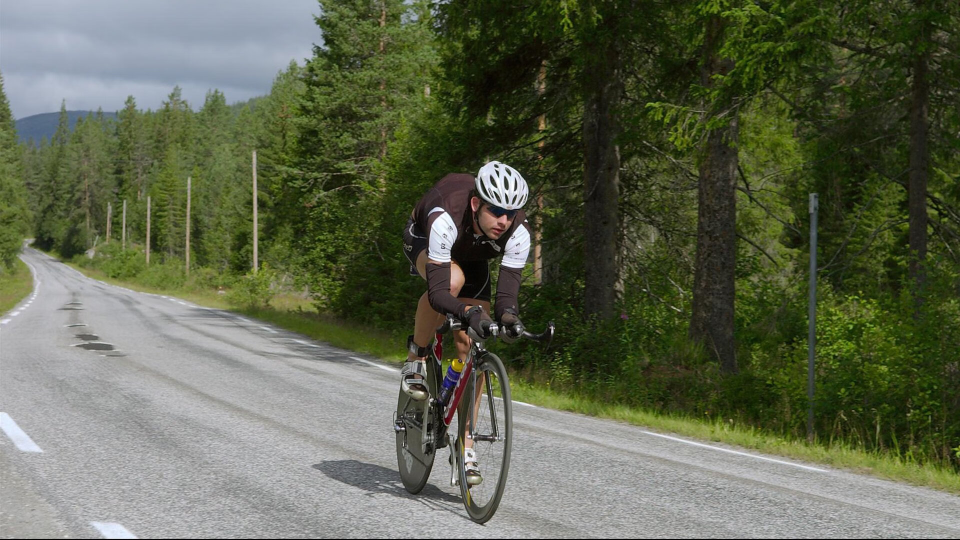 新王加冕？欧冠半决赛焦点战，哥伦比亚强势拿下土耳其