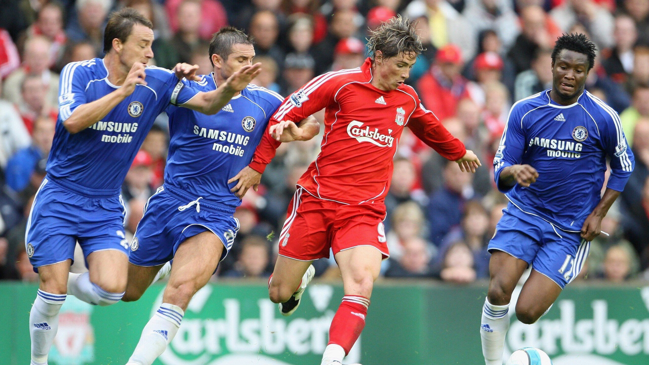 窒息90分钟后的唯一救赎，巴斯托尼用一刀封喉的冷静改写了欧洲杯史